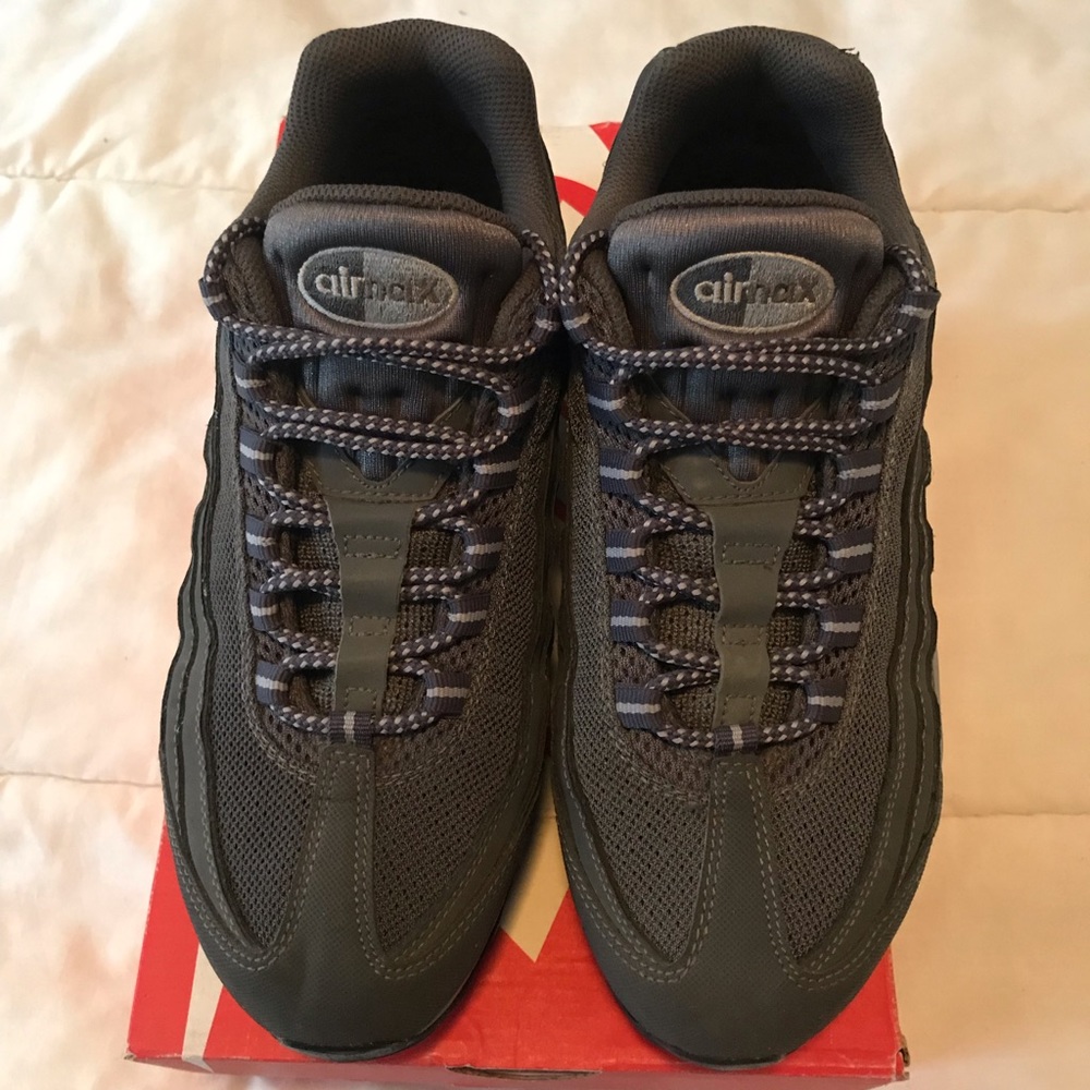 Men’s Nike Air Max ‘95 Dark Grey/Wolf Grey Black